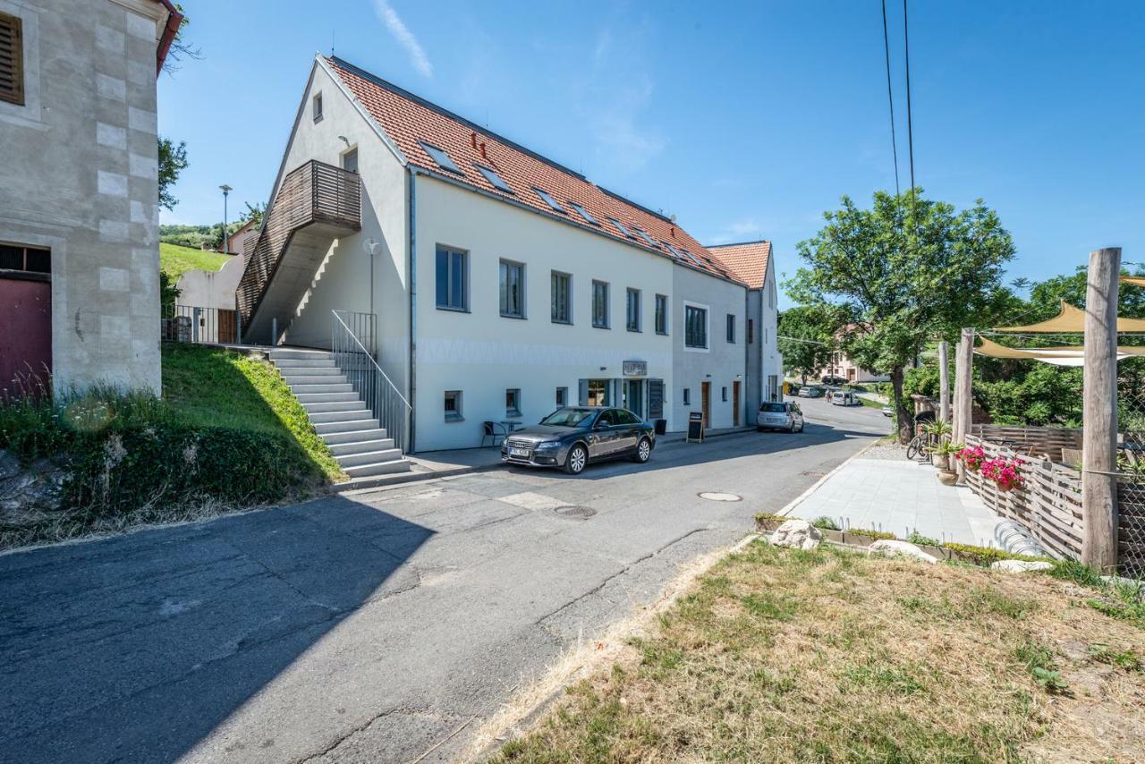 Apartman Se Sklipkem Pavlov Eksteriør billede